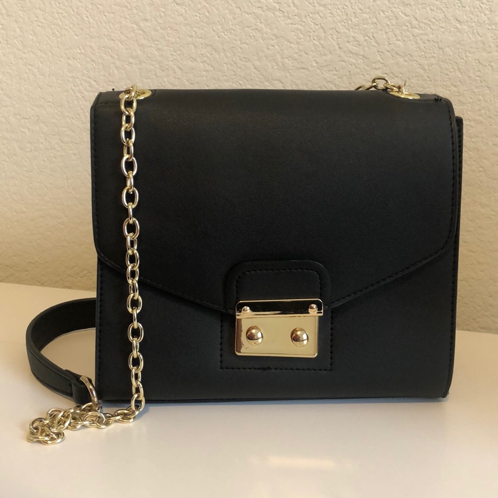 Black crossbody bag